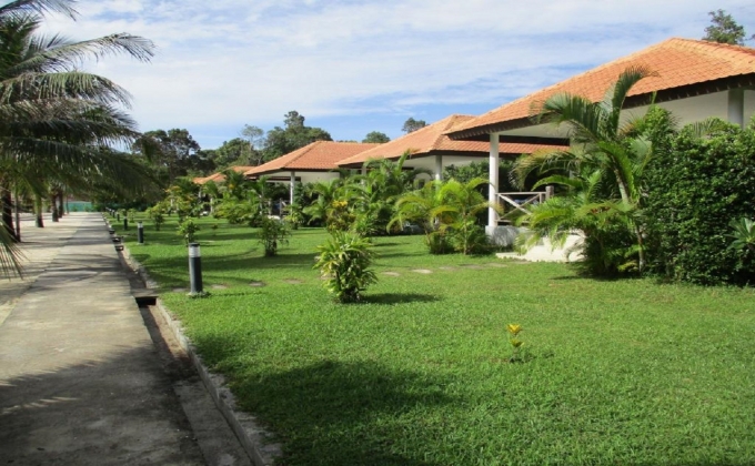 Saracen Bay Resort